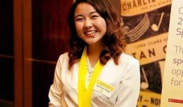 娱乐吃瓜酱四名女生得奖,年度大奖花落谁家？